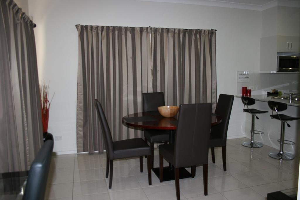 Noah'S Mid City Motor Inn Muswellbrook Værelse billede